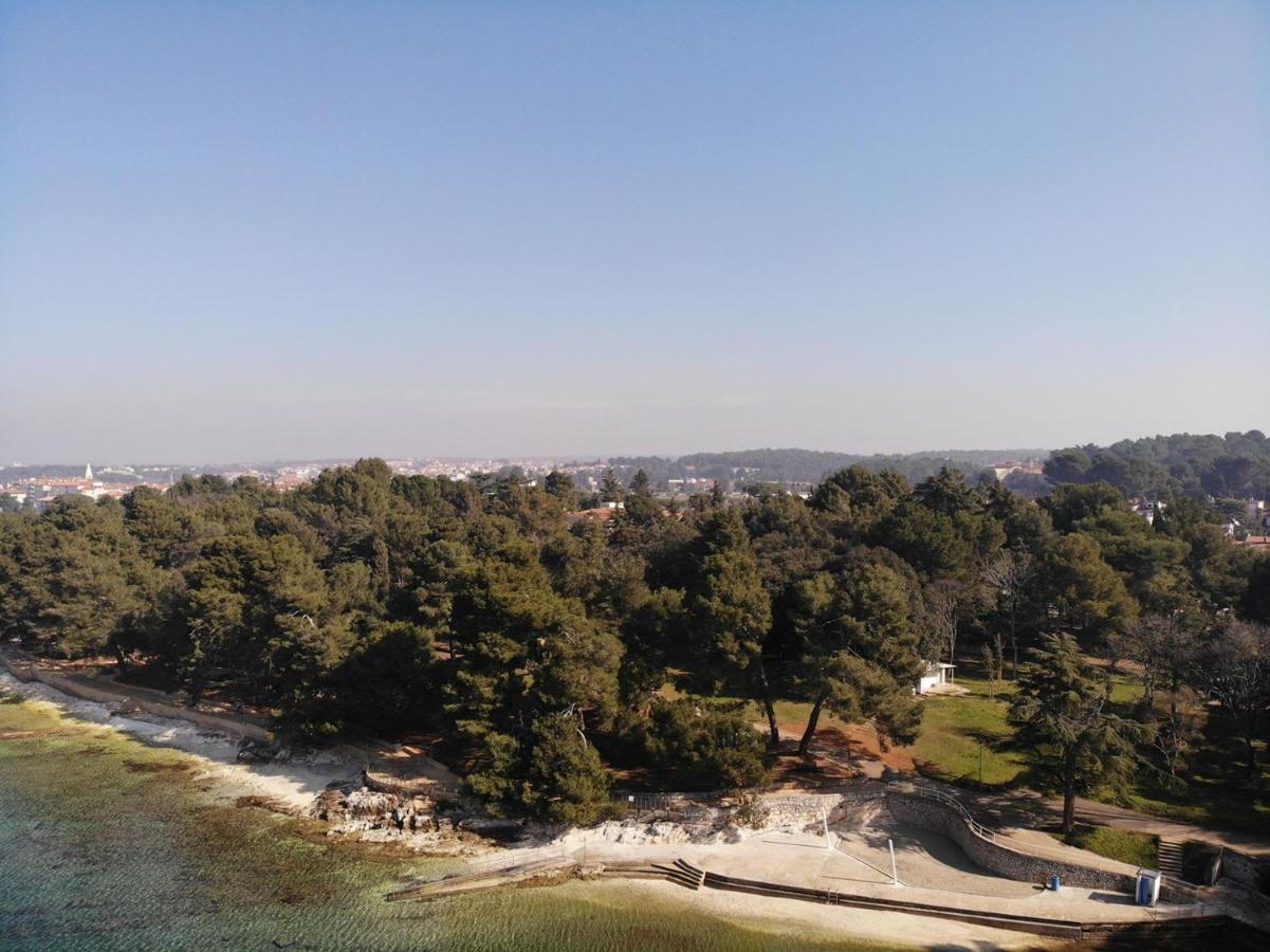 Apartments Kadum Porec Center Near The Beach Exterior photo